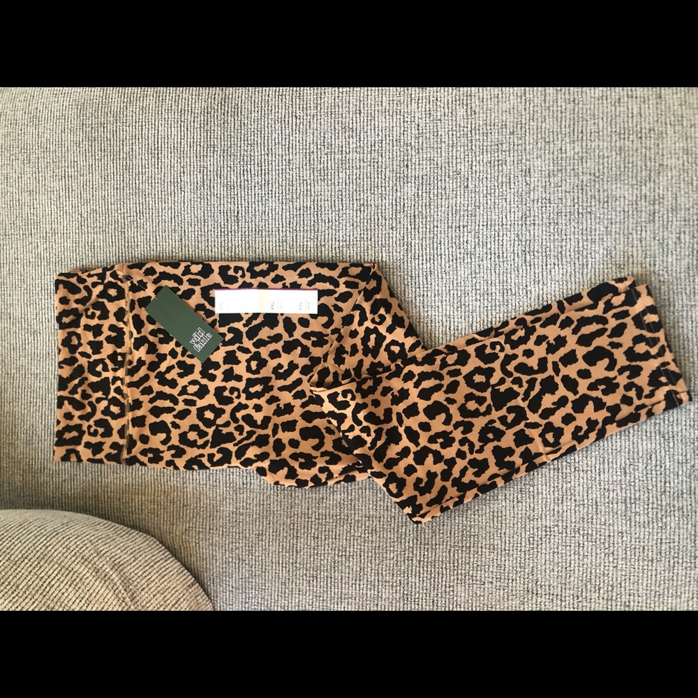 Wild Fable Leopard leggings